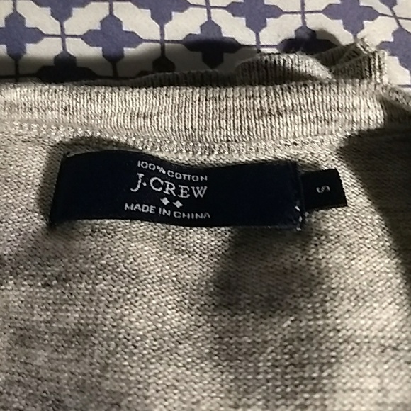 2 for $20 NWOT J.Crew factory cotton sweater. - Picture 6 of 7
